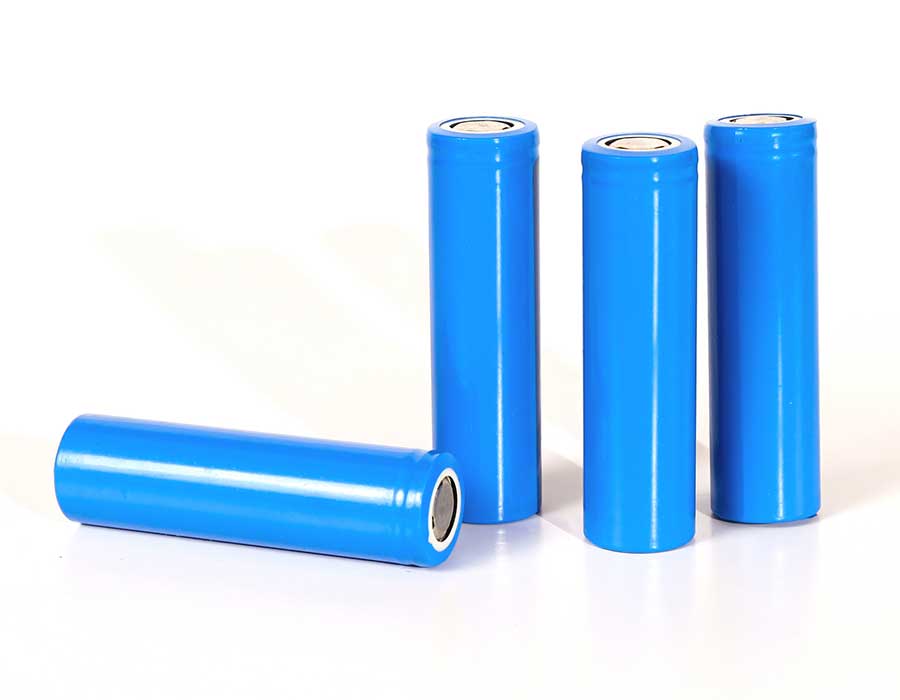 18650 Battery vs. AA Battery – What Is the Difference?