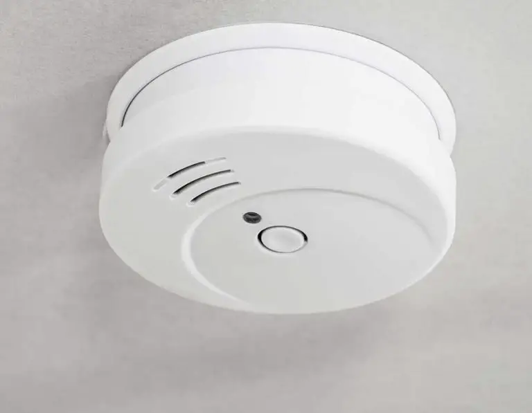 Why Is My Smoke Detector Still Chirping With a New Battery?