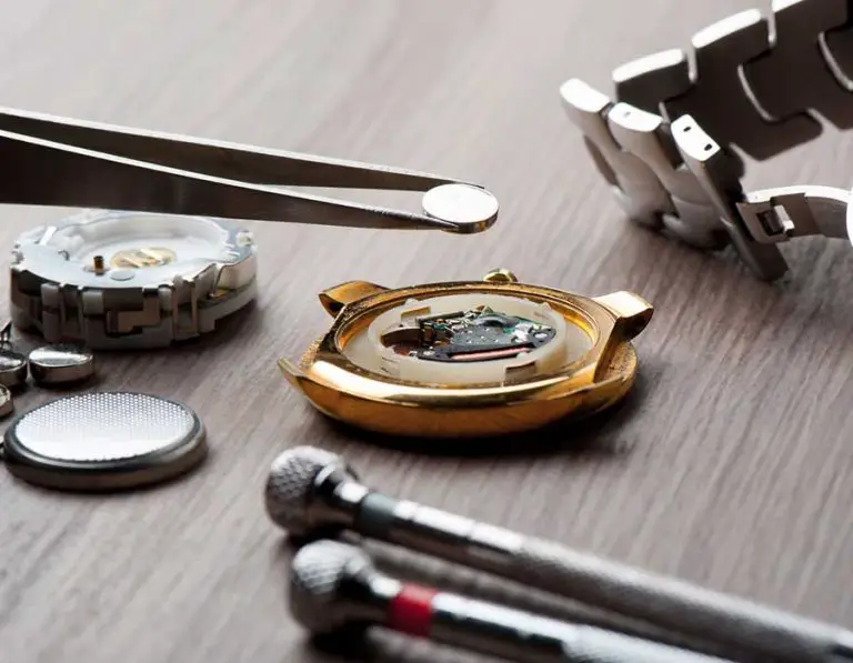 How Much Does a Watch Battery Replacement Cost?